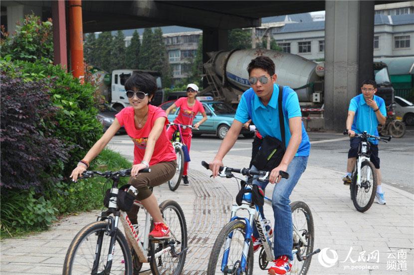 七夕昆明玩场多 昆明单身青年穿汉服参加相亲大会【高清组图】【10】