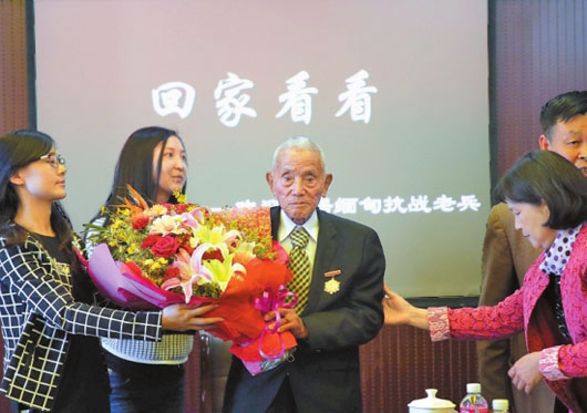 3月31日,李光钿从缅甸回到昆明。