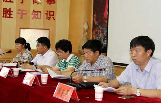 罗平县召开2016年公开招聘教师考试考务会--云
