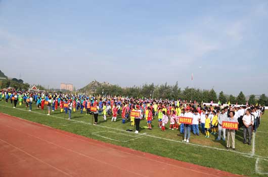 云南省青少年校园足球四级联赛总决赛在泸西开