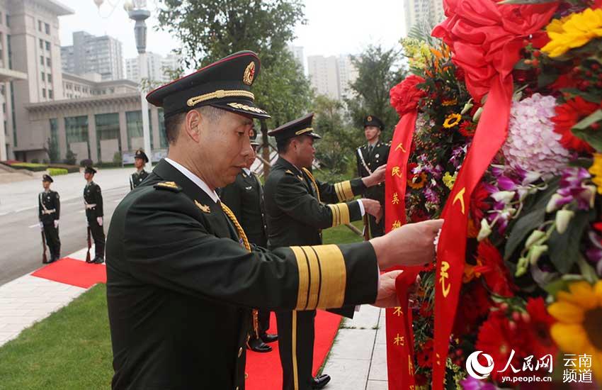 中国解放时的人口_民以食为天.解放前,中国大多数普通老百姓很难吃得饱肚子