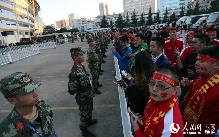 中国居民膳食指南_云南2018居民纯收入(2)