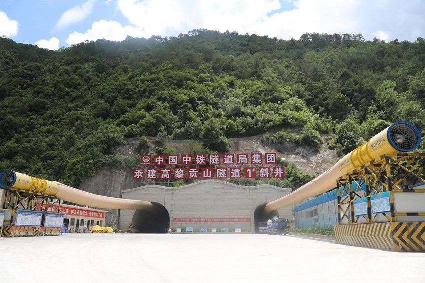 挖路长gdp(2)
