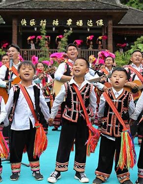 雲南瀾滄：拉祜山寨唱歡歌