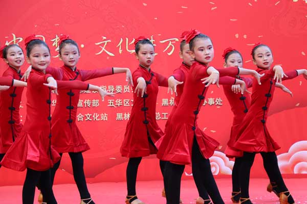 昆明市"我們的節日·春節"暨"民俗鬧新春"系列活動啟動【6】