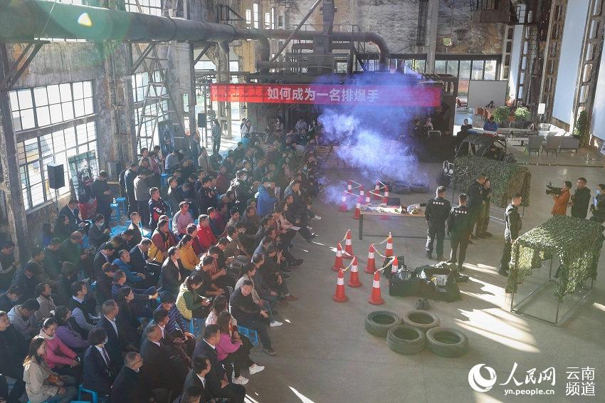 ֱ���ƽ��ֳ��������й����ֹ�ͼ