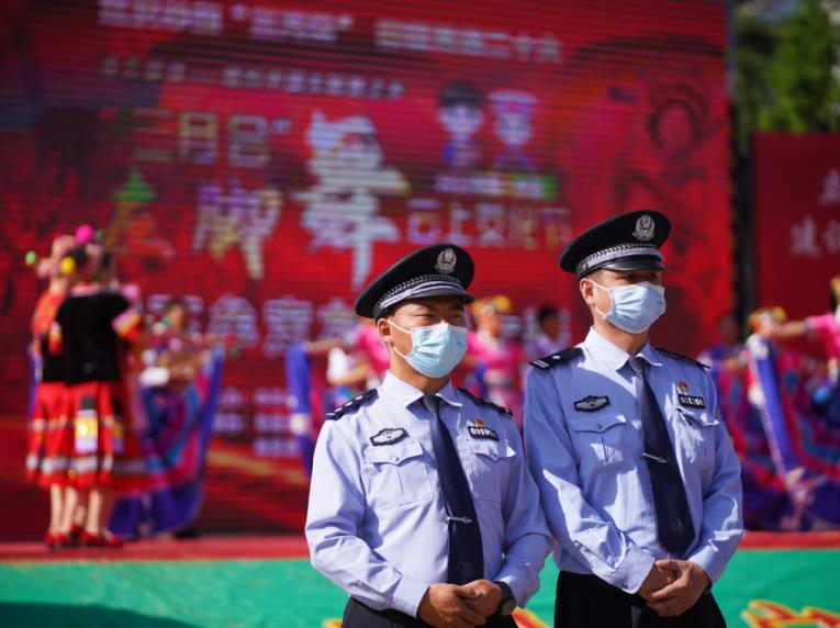 民警護衛比賽。