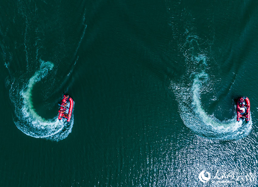 演练现场。赵渝摄