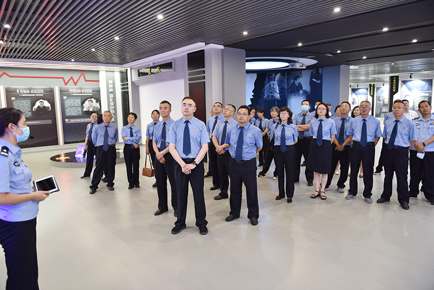警示教育現場。田麗梅攝