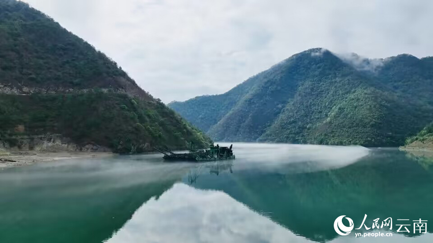 云县“百里长湖”景观。吴永华摄