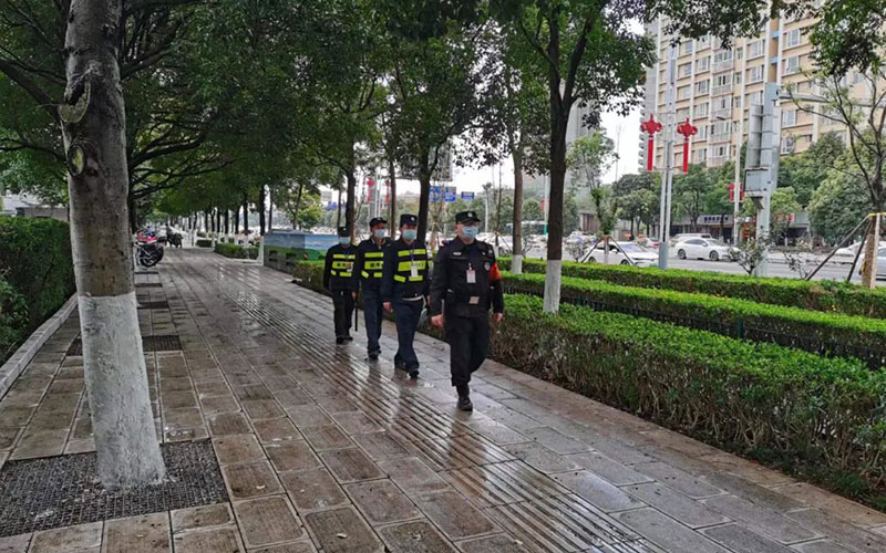 动态巡逻。昆明市公安局西山分局供图