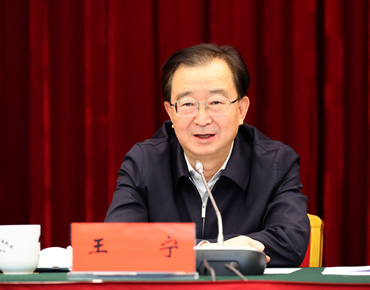 王宁到昆明市指导市委常委班子2022年度民主生活会