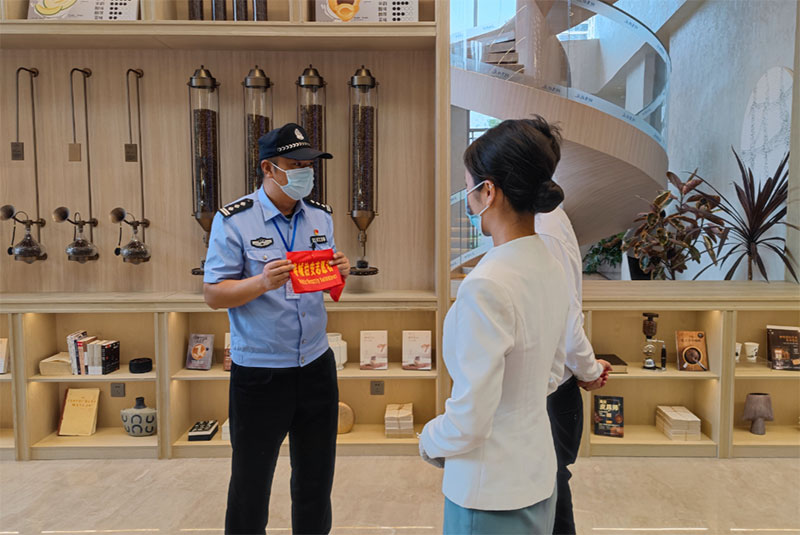引導網格員聚焦基層治理“最后一公尺”，積極投身平安建設。昆明市公安局西山分局供圖
