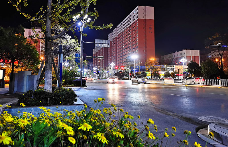 沾益城市夜景。