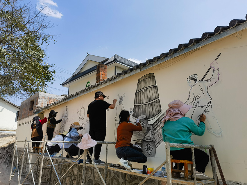 大革假村建设“书香文化”示范项目。广南县委组织部供图