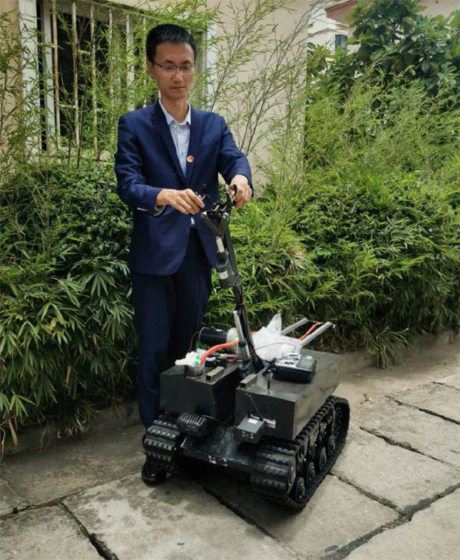 胡磊工作照。云南省科技厅供图