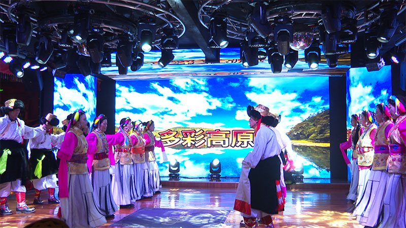 展演活动现场。香格里拉市融媒体中心供图