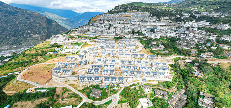 大寨镇集镇全貌。