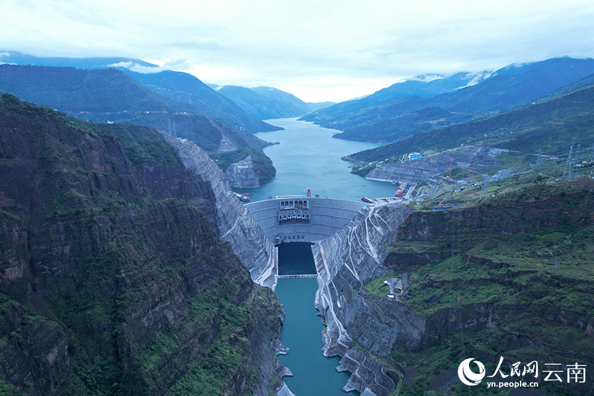 白鶴灘水電站。閆科任攝