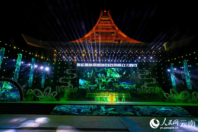 晚会现场。张仁韬摄