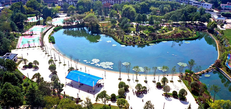 师宗通玄河·河滨公园一角。