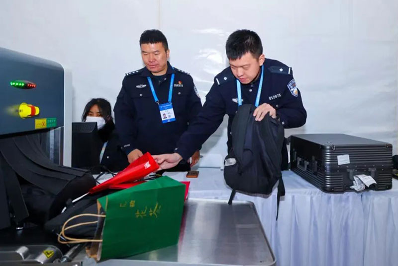 昆明五华警方严格落实各项安保措施,确保旅交会现场秩序良好。五华公安供图
