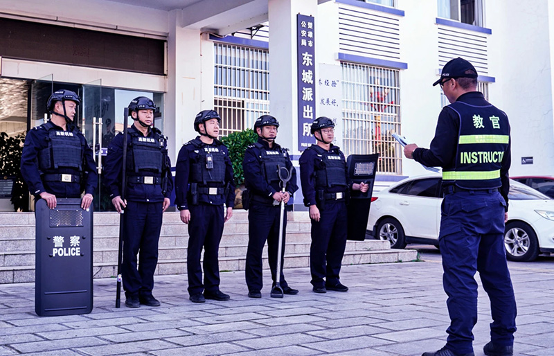 楚雄公安民警開展實戰訓練。