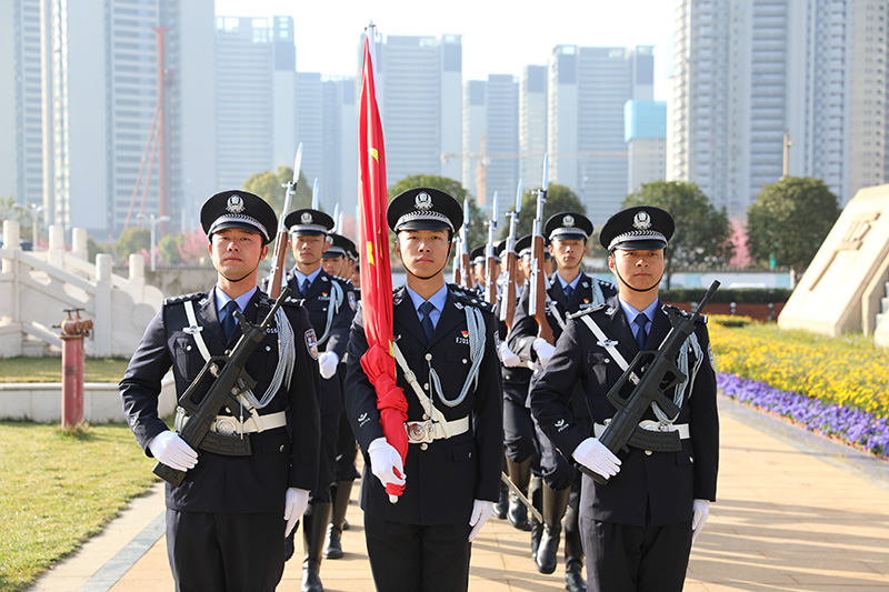 昆明五華警方慶祝第四個人民警察節。