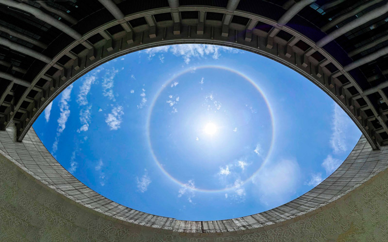  The "science fiction" of the solar halo appeared over Kunming, Yunnan