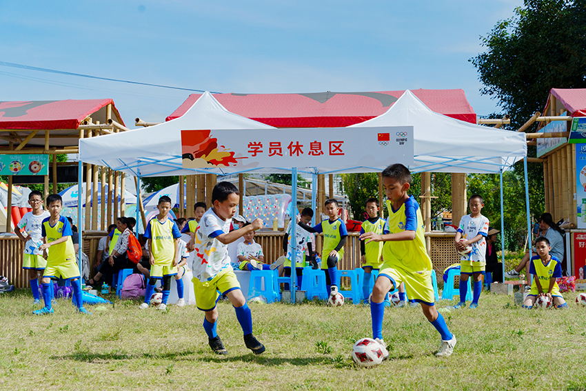 足球活動現場。大理州委宣傳部供圖