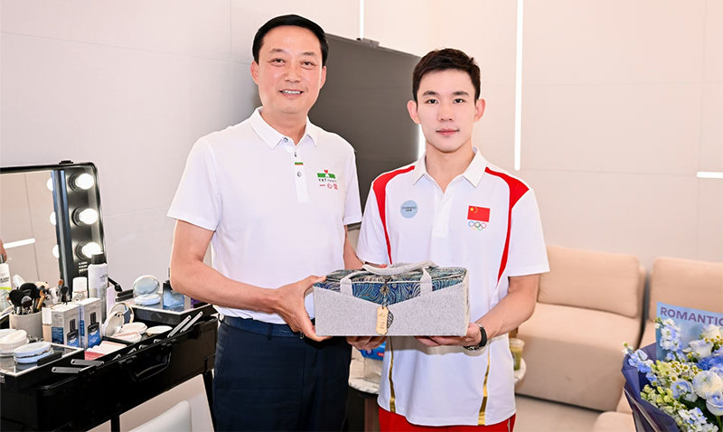 阮鸿献与杨昊