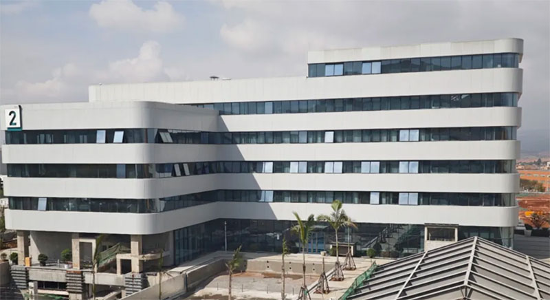 【3】康乐卫士(昆明)生物技术有限公司职工生活广场。滇中新区总工会供图