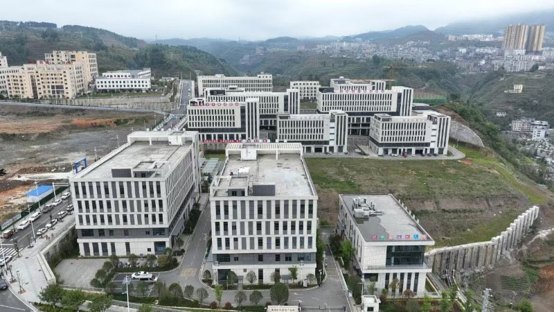 产业园区。
