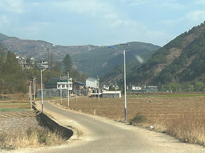 硬化的道路。马博摄