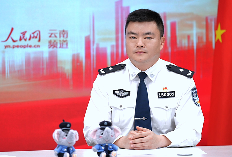 访谈现场。欧阳王强摄
