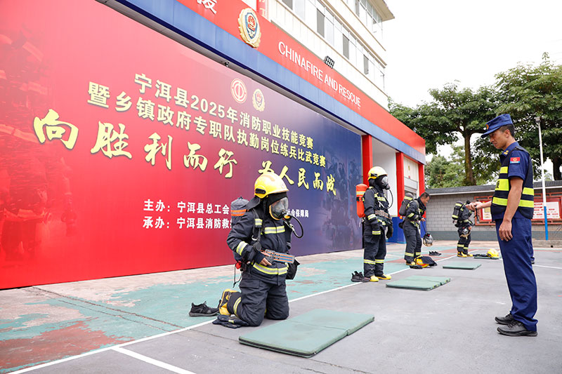 比武现场。陶平摄