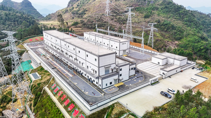 圖為220千伏昌康變電站