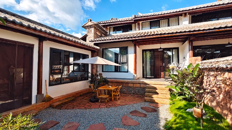 弥城镇高芹村改造完成的旅居小院。杨文虹摄