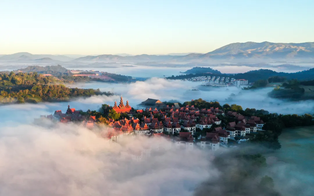 西双版纳勐海勐巴拉景区。勐巴拉旅游景区供图