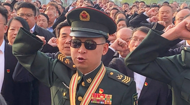 杜富国华坪女高领誓