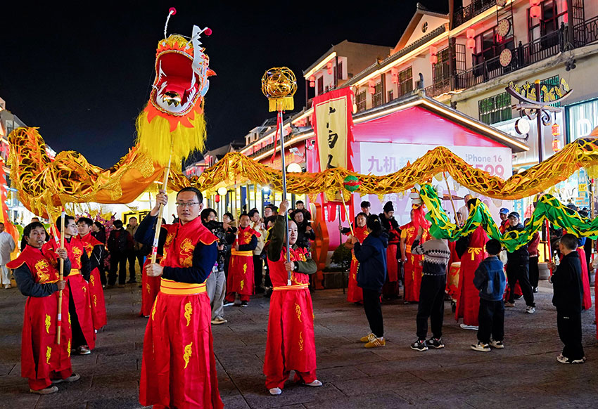 点亮云南新“夜”态 与烟火文山“云端”相见