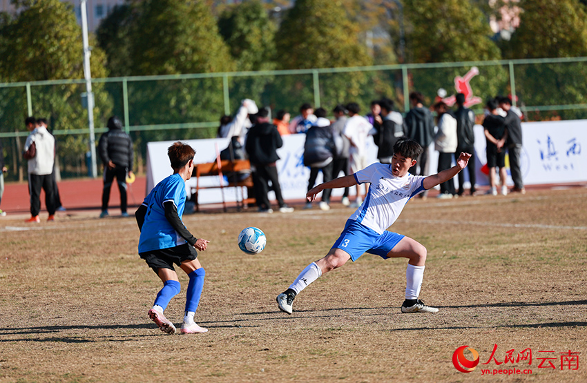 比赛精彩瞬间。滇西科技师范学院供图