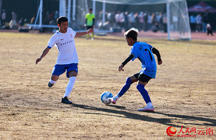 比赛精彩瞬间。滇西科技师范学院供图