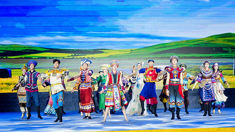 演出现场。景东县融媒体中心供图