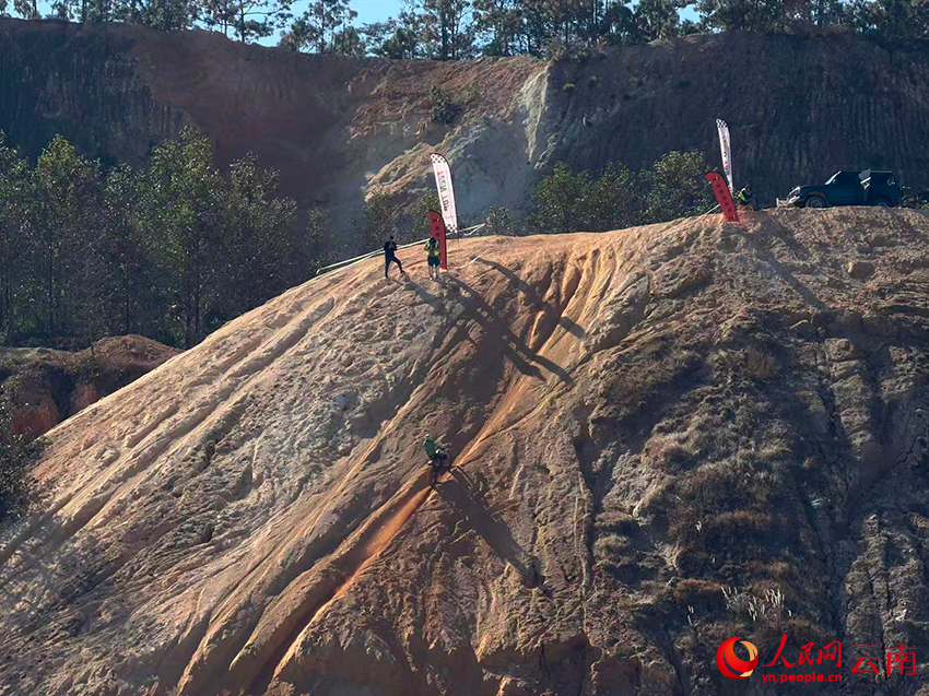 比赛现场。刘林清摄