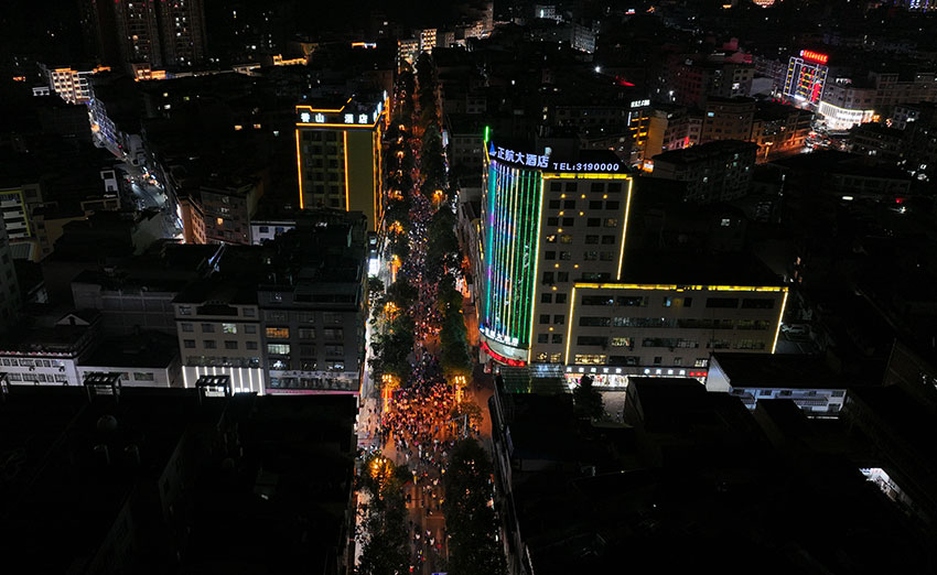 荧光夜跑活动大景