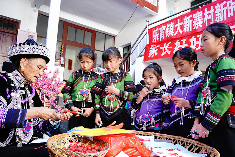 寒假家長夜校。黃雷攝