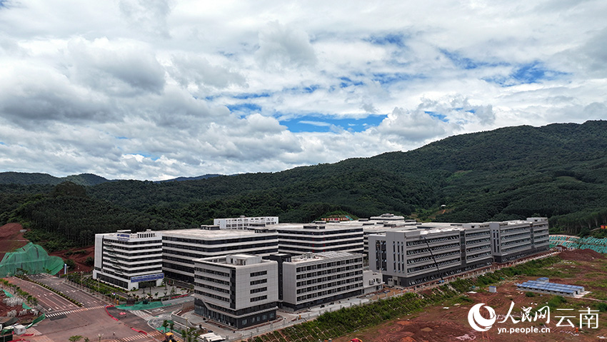 磨憨南坡国际产业合作区一角。刘加文摄