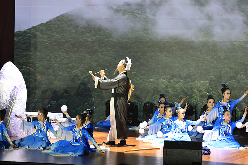 晚会活动现场。