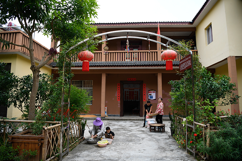 麻栗坡群众的幸福家园。